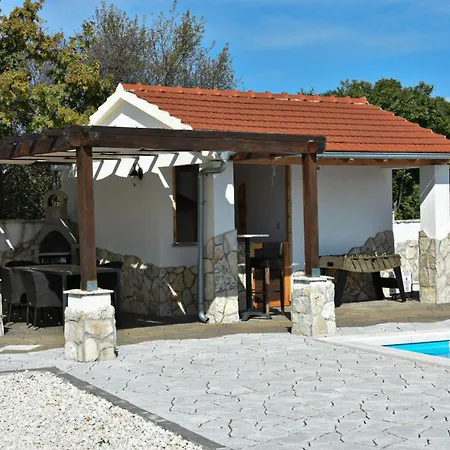 Villa Mystc Woods
