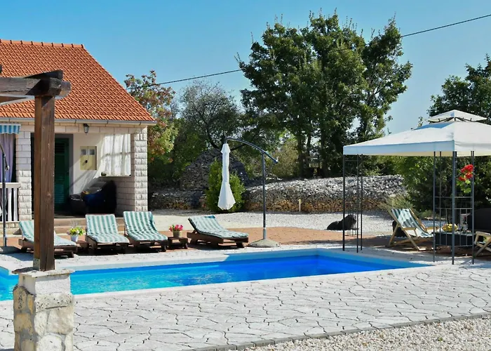 וילה Mystc Woods *