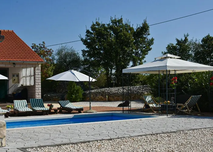 Mystc Woods וילה