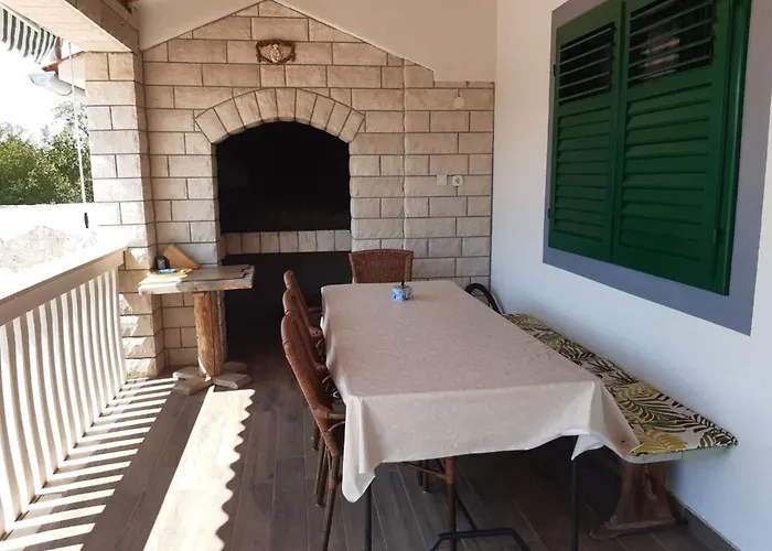 וילה Mystc Woods